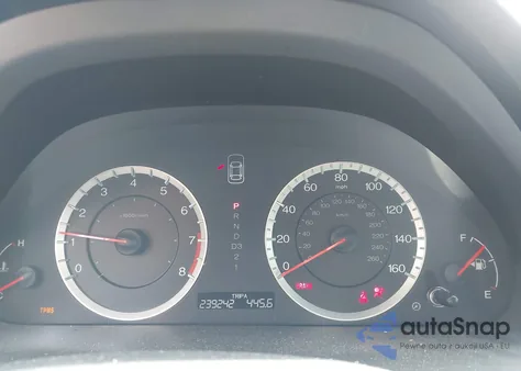 2011 Honda Accord 2.4 Lx z USA, uszkodzony, nr VIN 1HGCP2F38BA017634